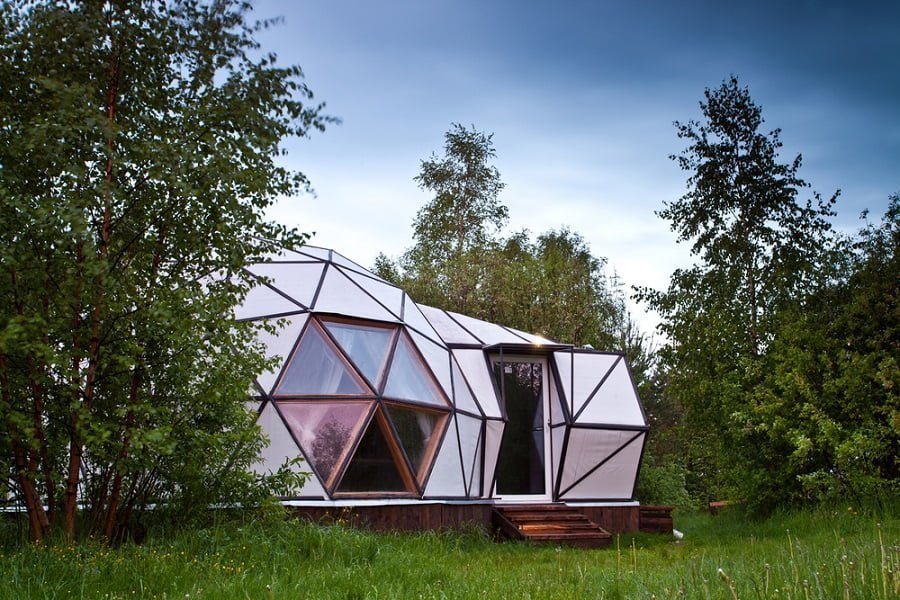 geodesic house