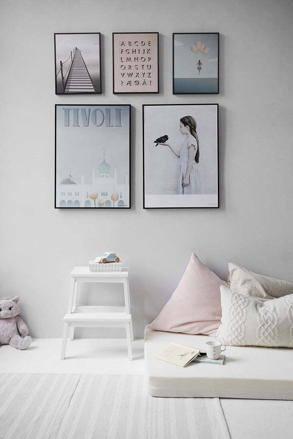 minimalist wall decor