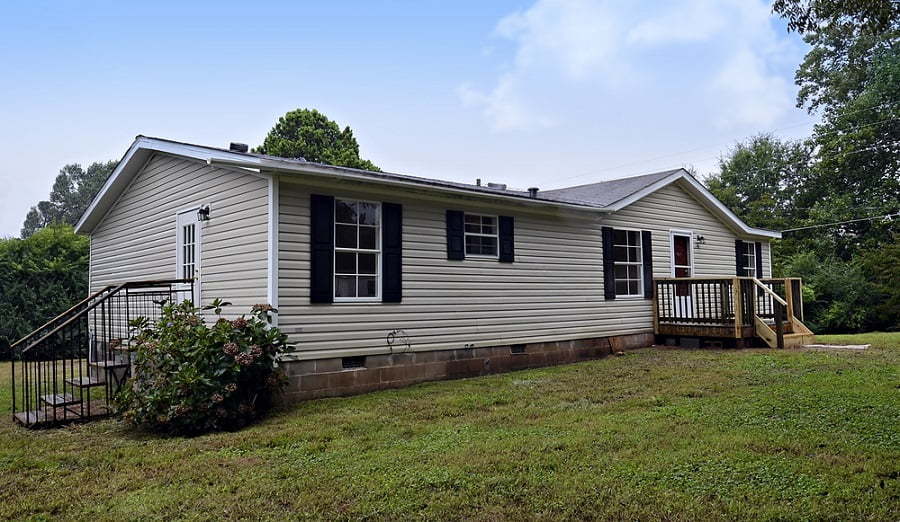 front steps to mobile home