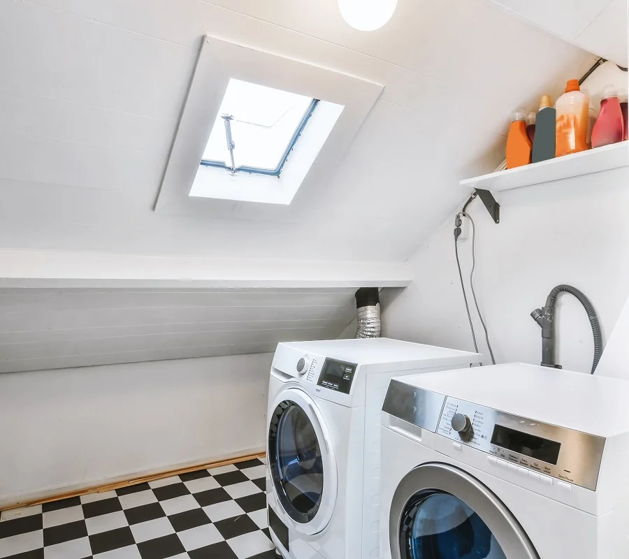 tiny laundry room