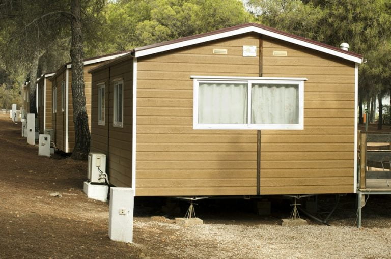 How to Fix Up a Mobile Home [22 Ideas]