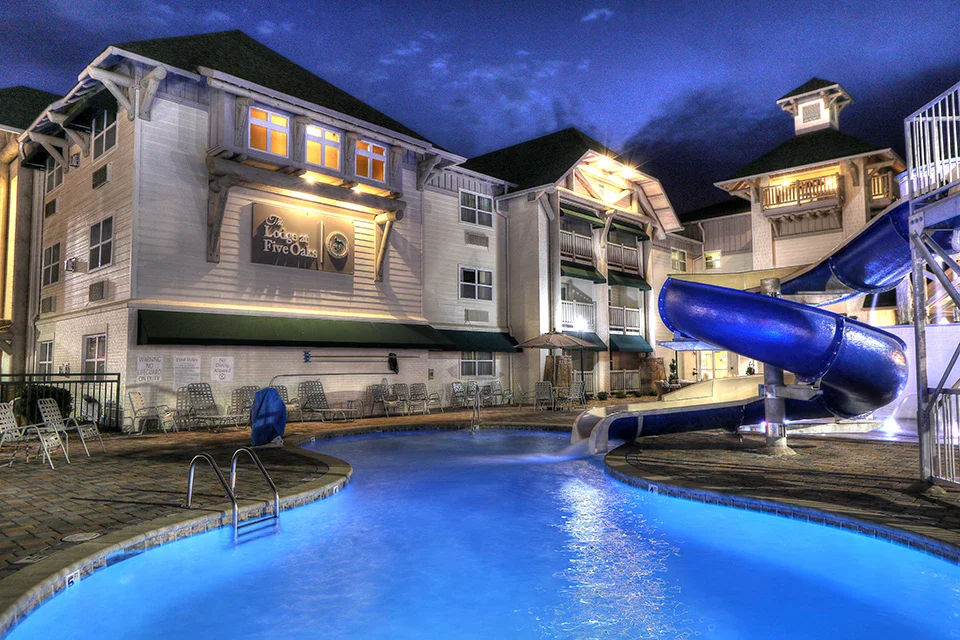 Americana Fiberglass Pools & Lazy Rivers Prefab Pool