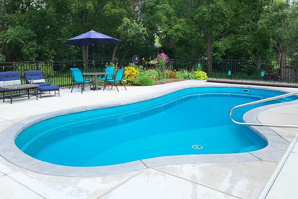 Brinkmann Fiberglass Pools