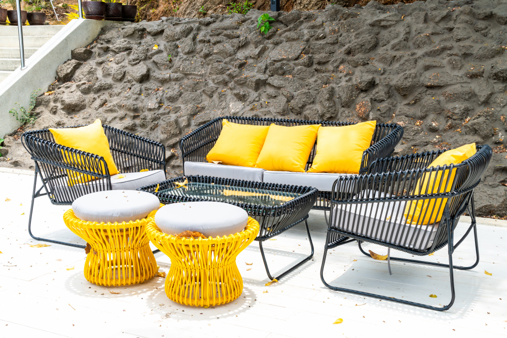 Select Outdoor Furniture & Accessories