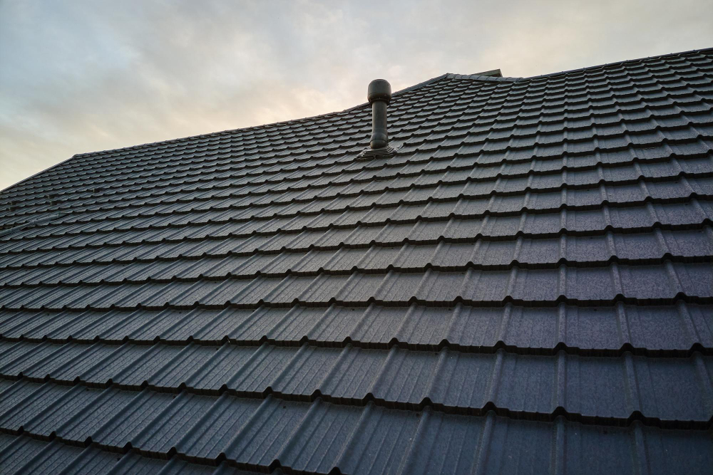 The Benefits of Choosing High-quality Materials When Replacing Your Roof