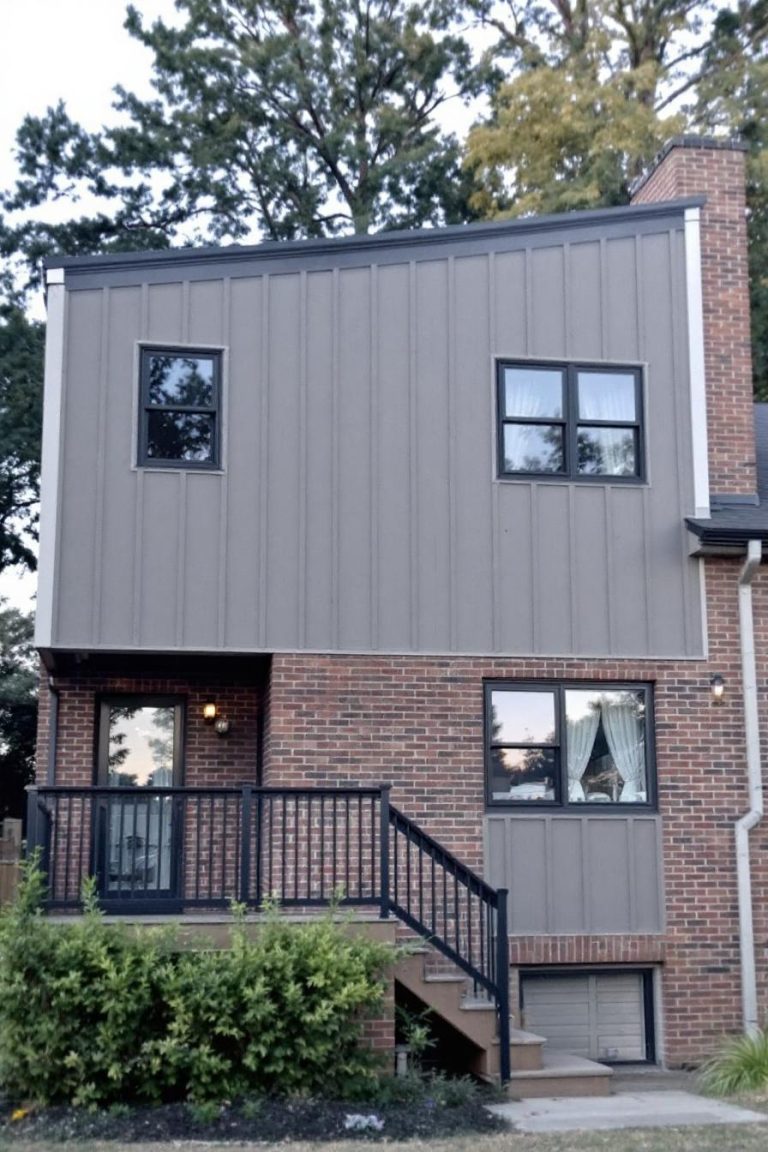 34 Dark House Exterior Designs Wrapped in Deep Rich Tones