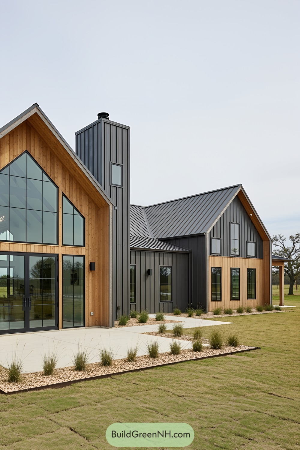 Modern barndominium with wood and steel design