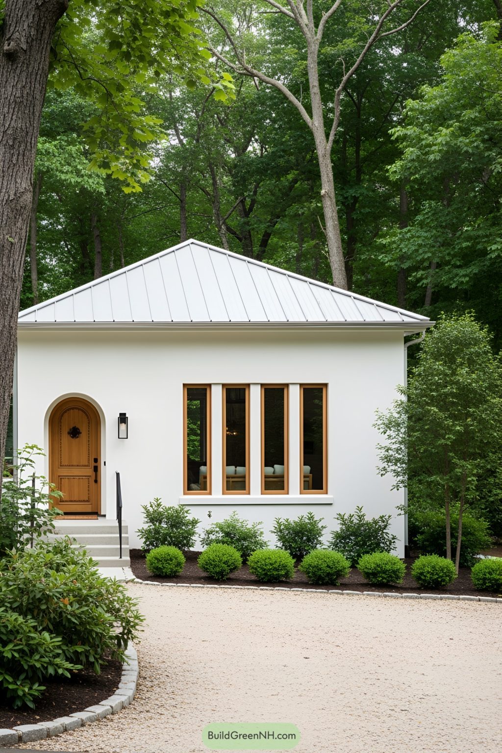18 Breezy White Bungalows for Light Living