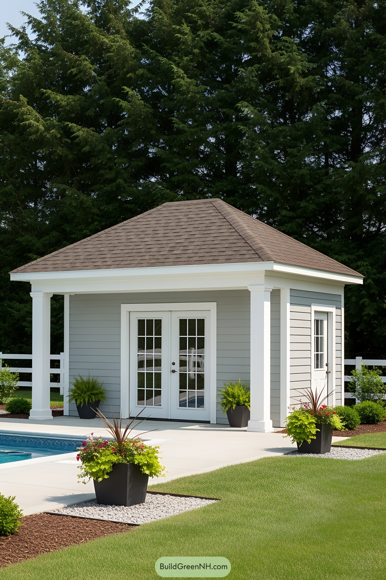 22 Simple Pool Houses That Make a Splash