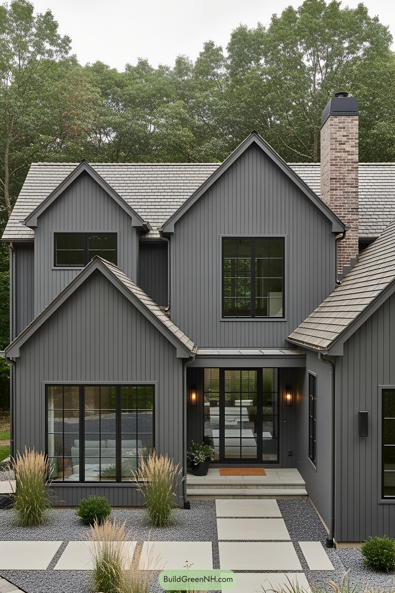 Modern cottage house with sleek design and lush surroundings