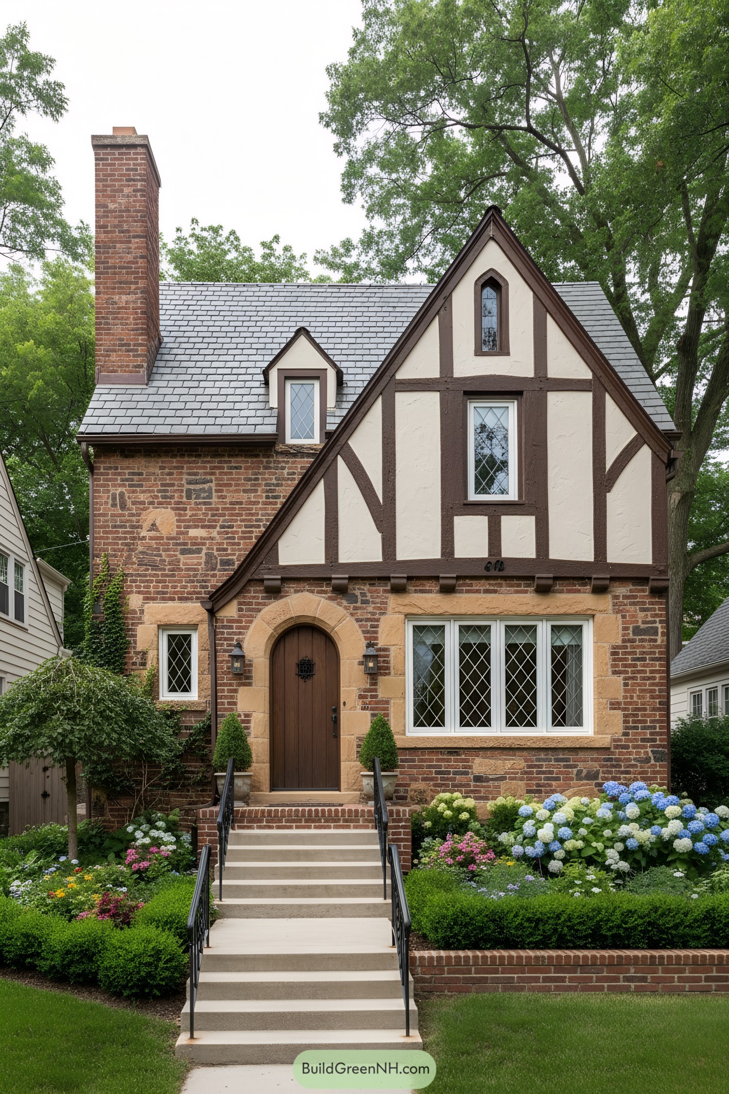 27 Small Tudor Style Houses With Storybook Beauty