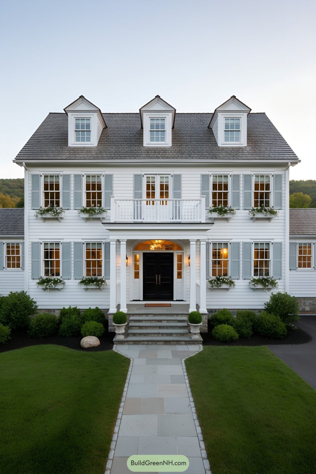 25 Traditional Colonial House Designs That Define Classic Style