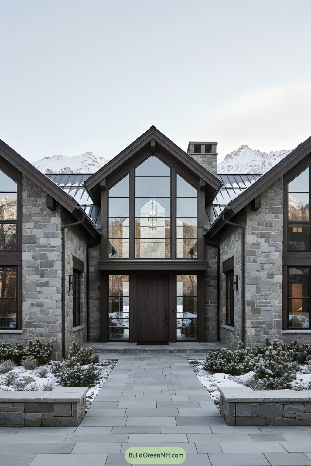 25 Vibrant Modern House Exteriors With Glass Atrium