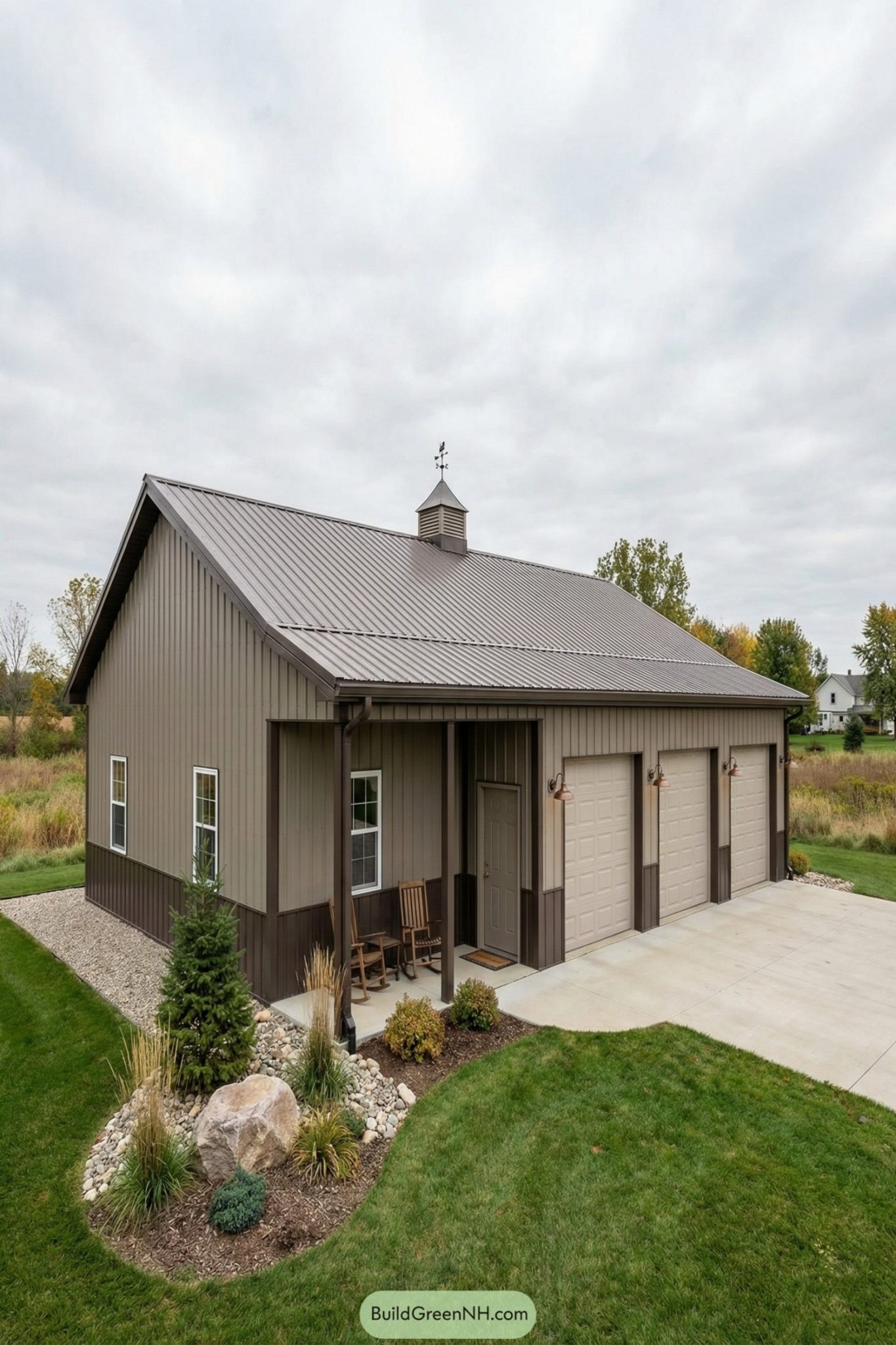 24 Pole Barn Houses With Garages for the Modern Country Lifestyle