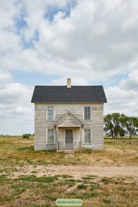 21 Small Rural Houses Embracing Simple Country Life