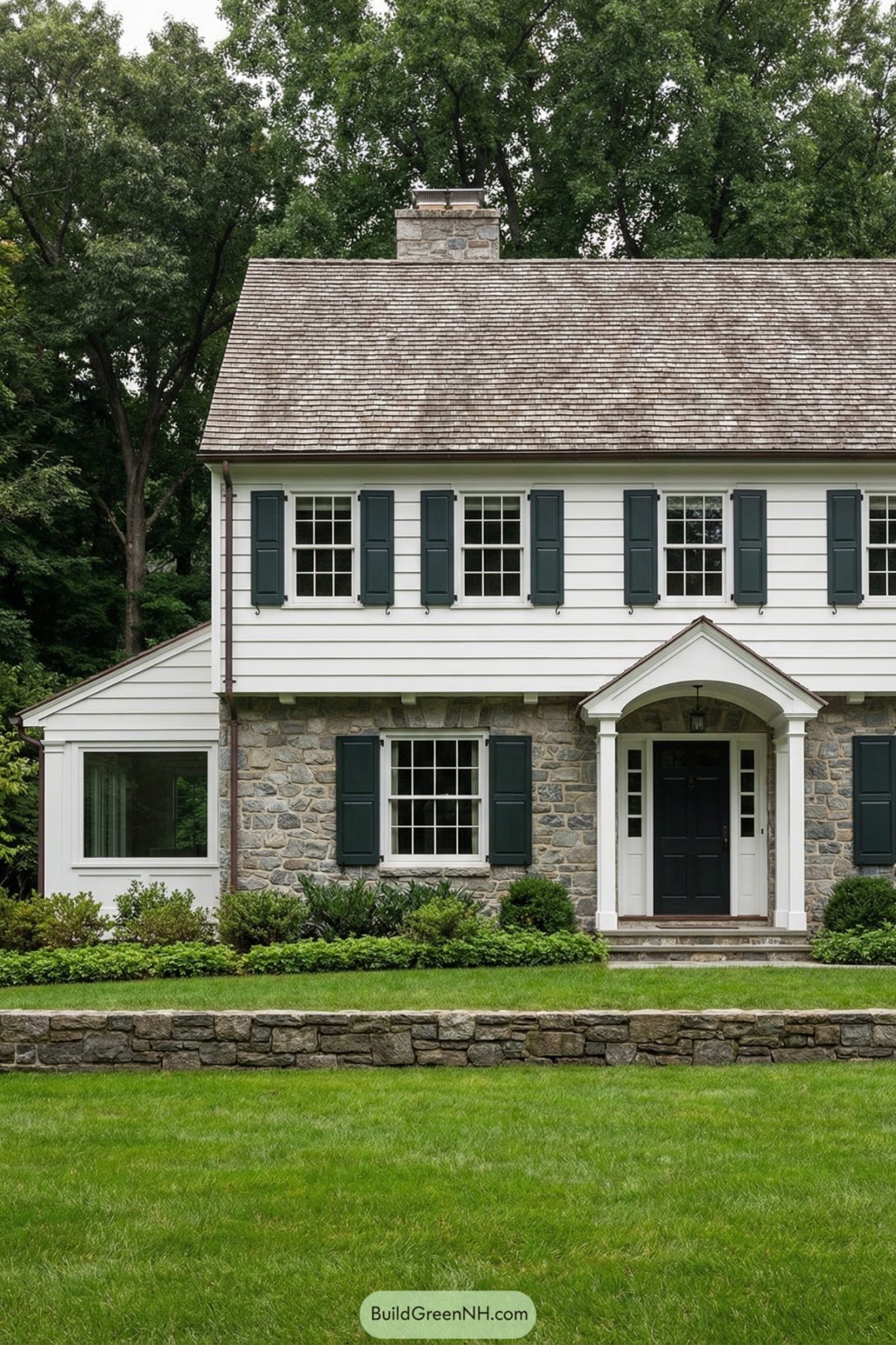 29 Timeless Garrison Colonial Houses That Feel Rooted in Tradition