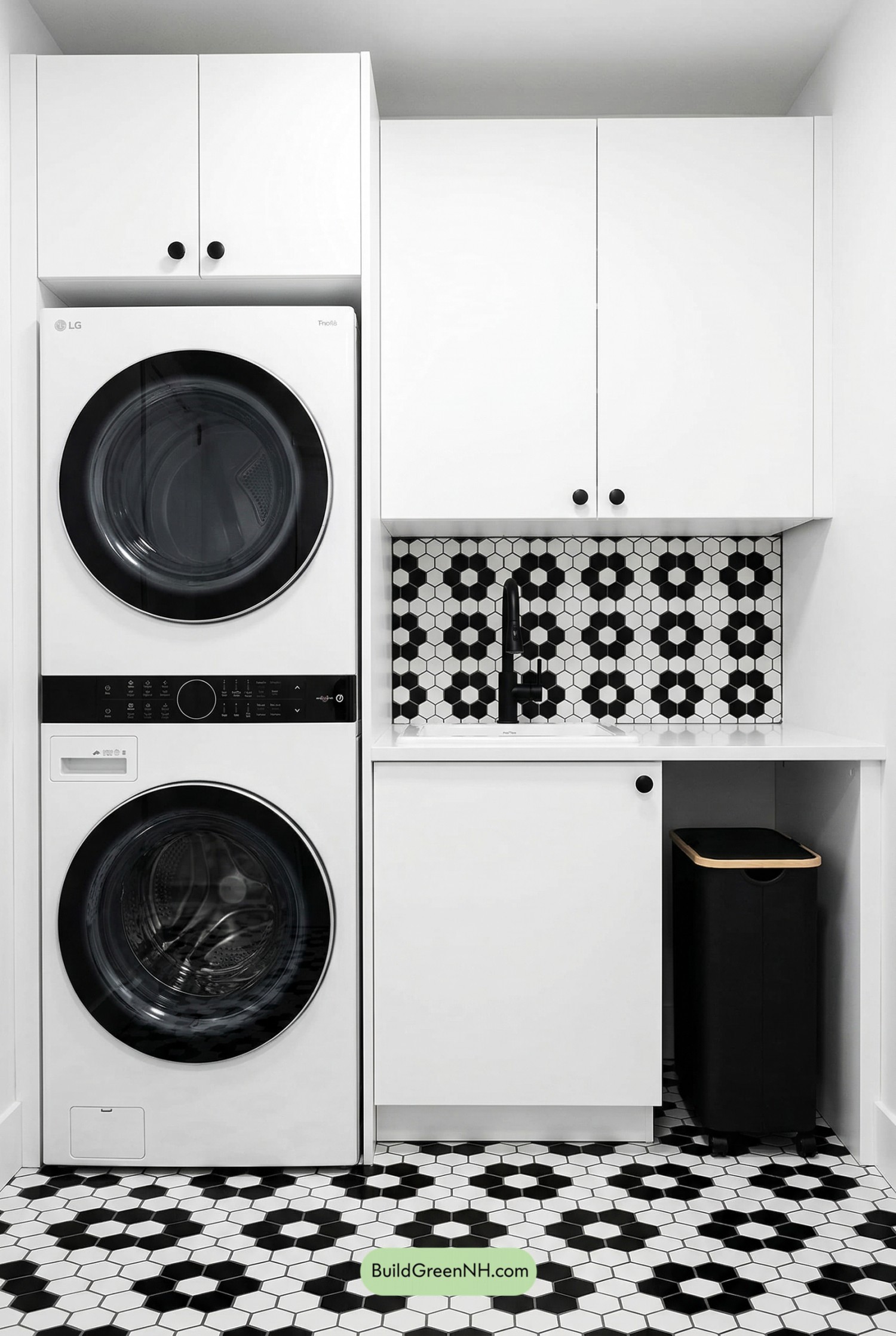 Graphic Black-and-White Micro Laundry