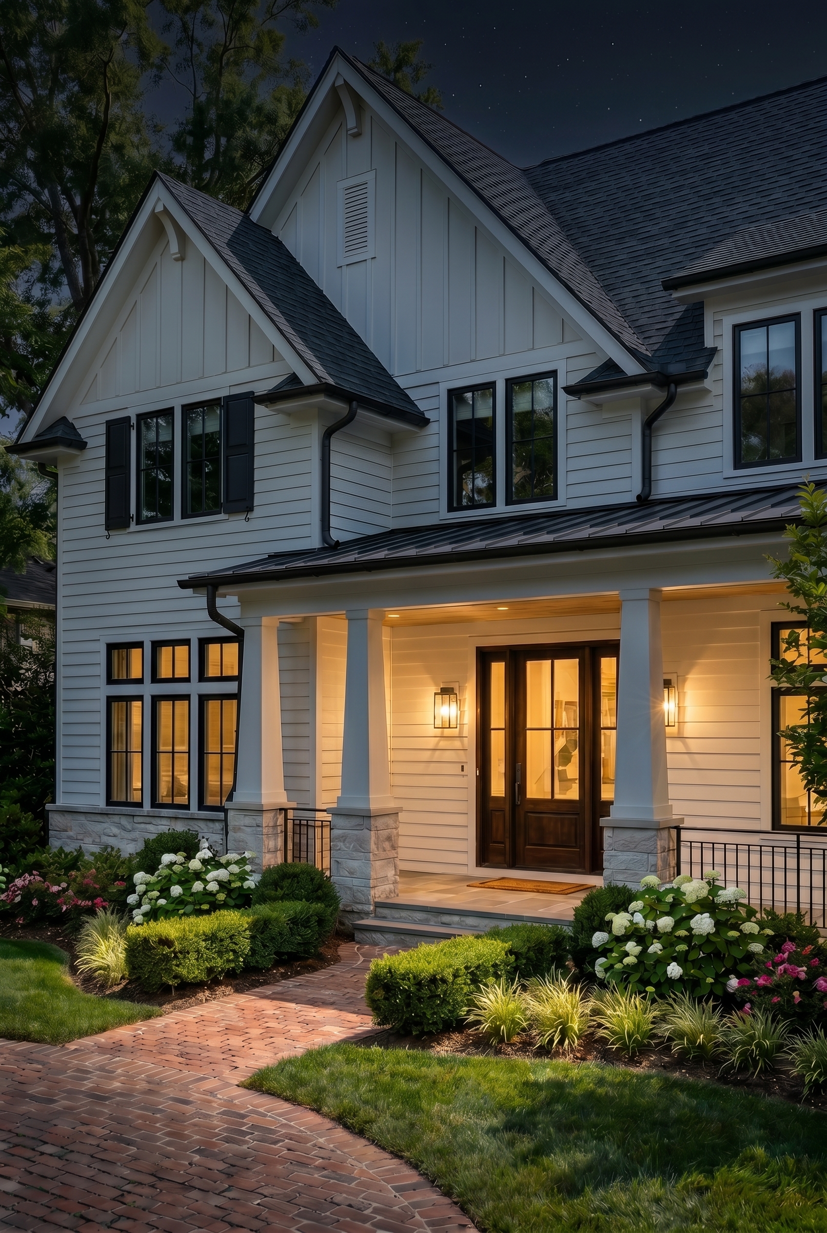 Craftsman White Color Scheme: Porcelain Graphite Glow - Nighttime