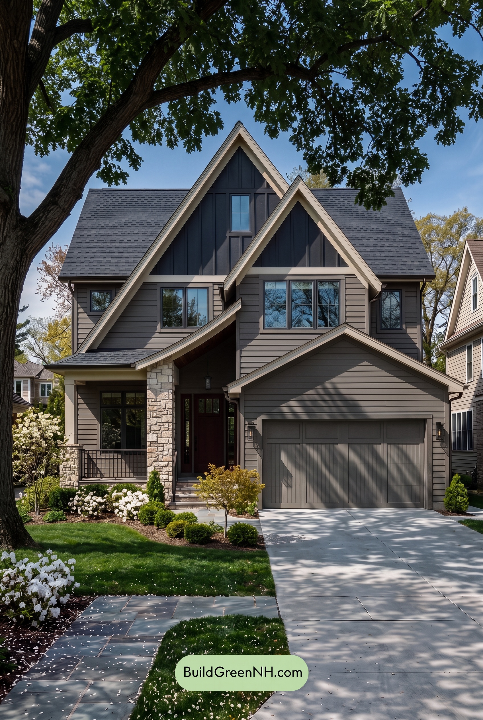 Exterior Color Scheme with Stone Accents: Smoked Linen Poise - Shade